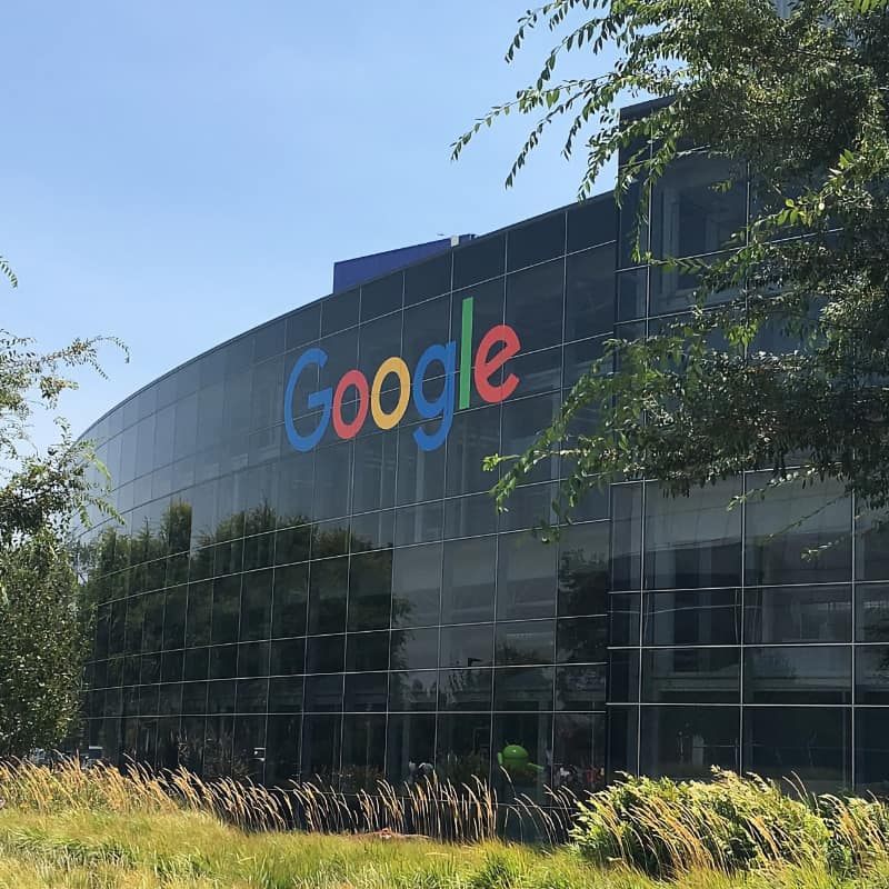 Google avskedar 28 efter protest mot avtal med Israel